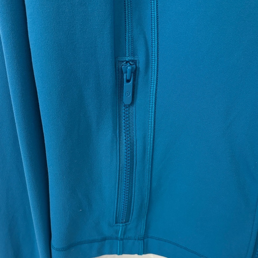 Lululemon Define Cropped Nulu Jacket ~ 12 ~ Hawaiian Blue - Picture 5 of 12